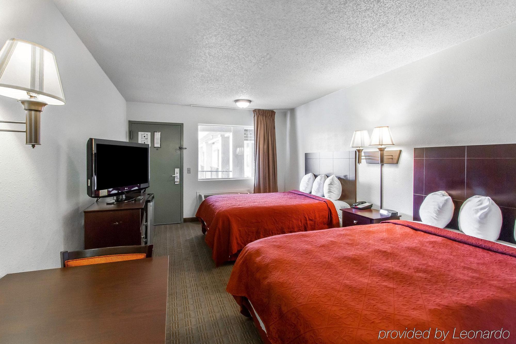 Red Roof Inn & Suites Oklahoma City Southwest Экстерьер фото