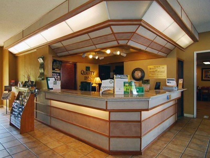 Red Roof Inn & Suites Oklahoma City Southwest Интерьер фото