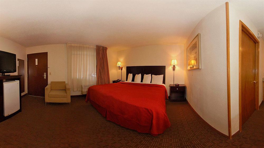 Red Roof Inn & Suites Oklahoma City Southwest Экстерьер фото